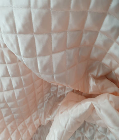 Quilted Polyester Satin - 3cm Box | Peach