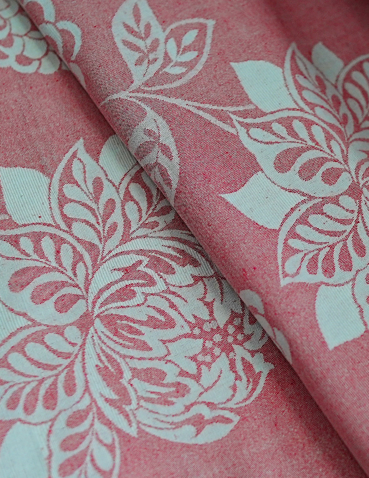  Jacquard Floral Fabric